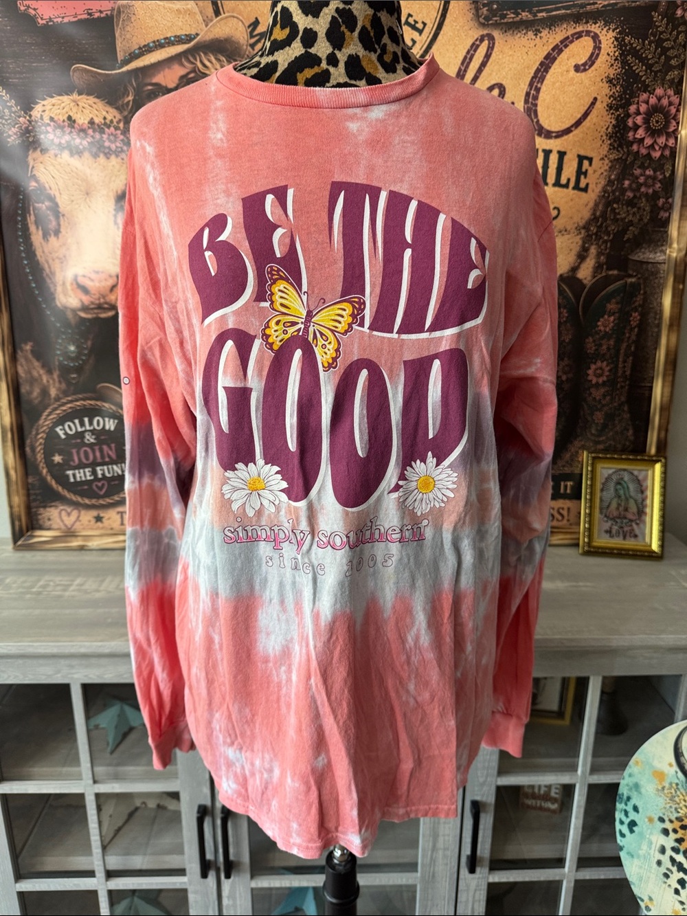 SIMPLY SOUTHERNS Women's Coral Tie-Dye "Be The Good" Long-Sleeve Tee Size Large